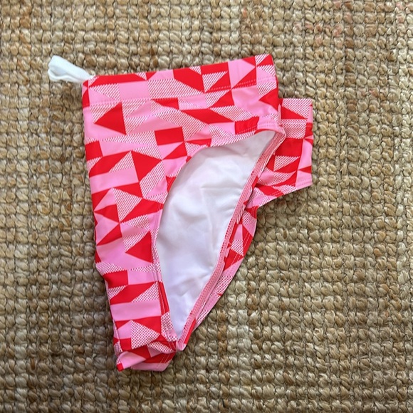 mens Speedo brief pink with elastic waist and comfortable fit. - Picture 2 of 3